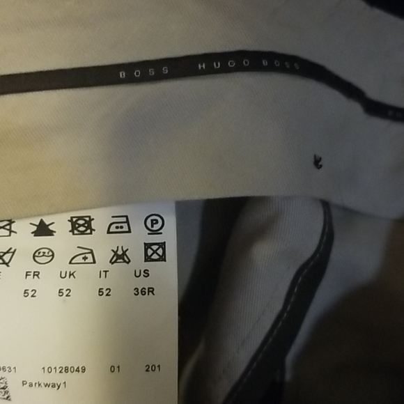 Hugo Boss Suit - Picture 8 of 8